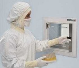 ValuLine Pass-Through Chamber in white polypropylene