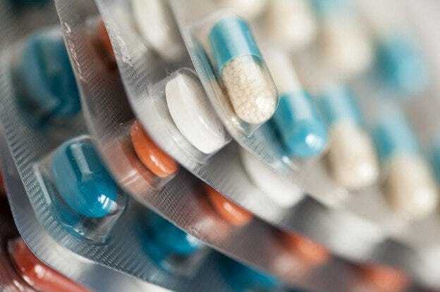 Absorption Spectroscopy in Pharmaceutical Analysis