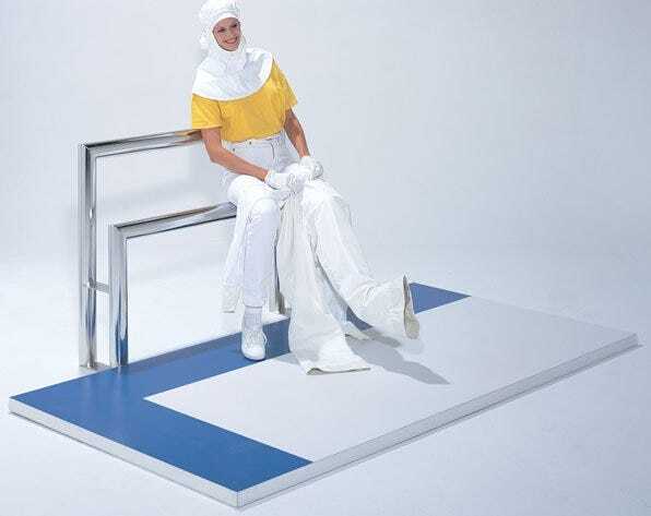 How to Make the Most of Your Cleanroom Gowning Space